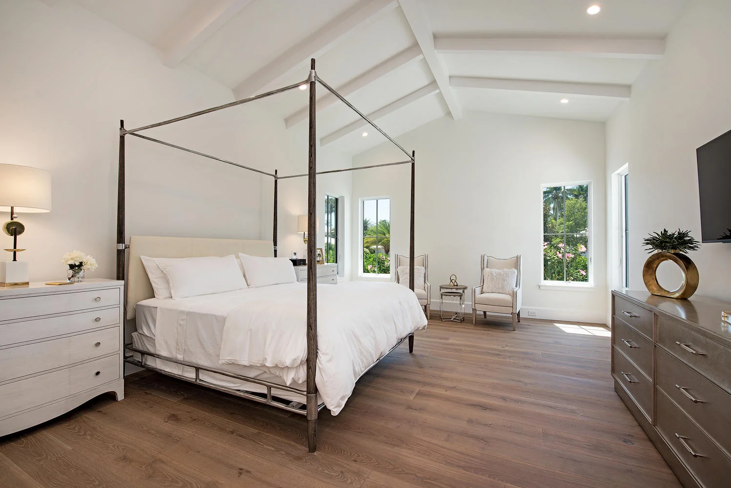 2500 Windward Way Naples FL-large-014-8-MasterBed-1499x1000-72dpi.jpg