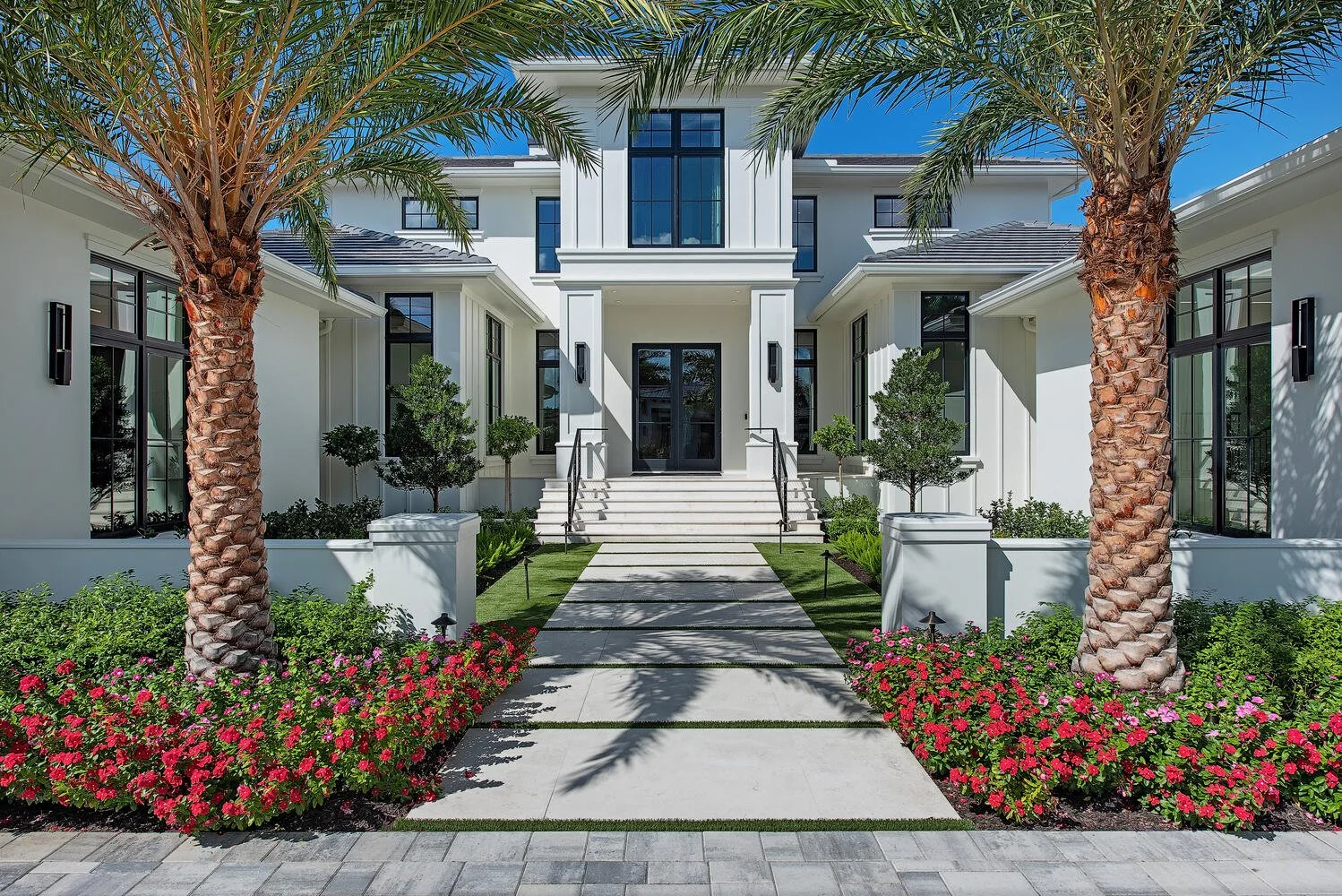 345 Hawser Ln Naples FL 34102-large-001-064-Front-1499x1000-72dpi.jpg