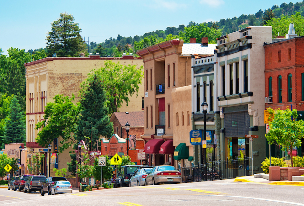 Manitou-Springs-in-ColoradoWEB.jpg