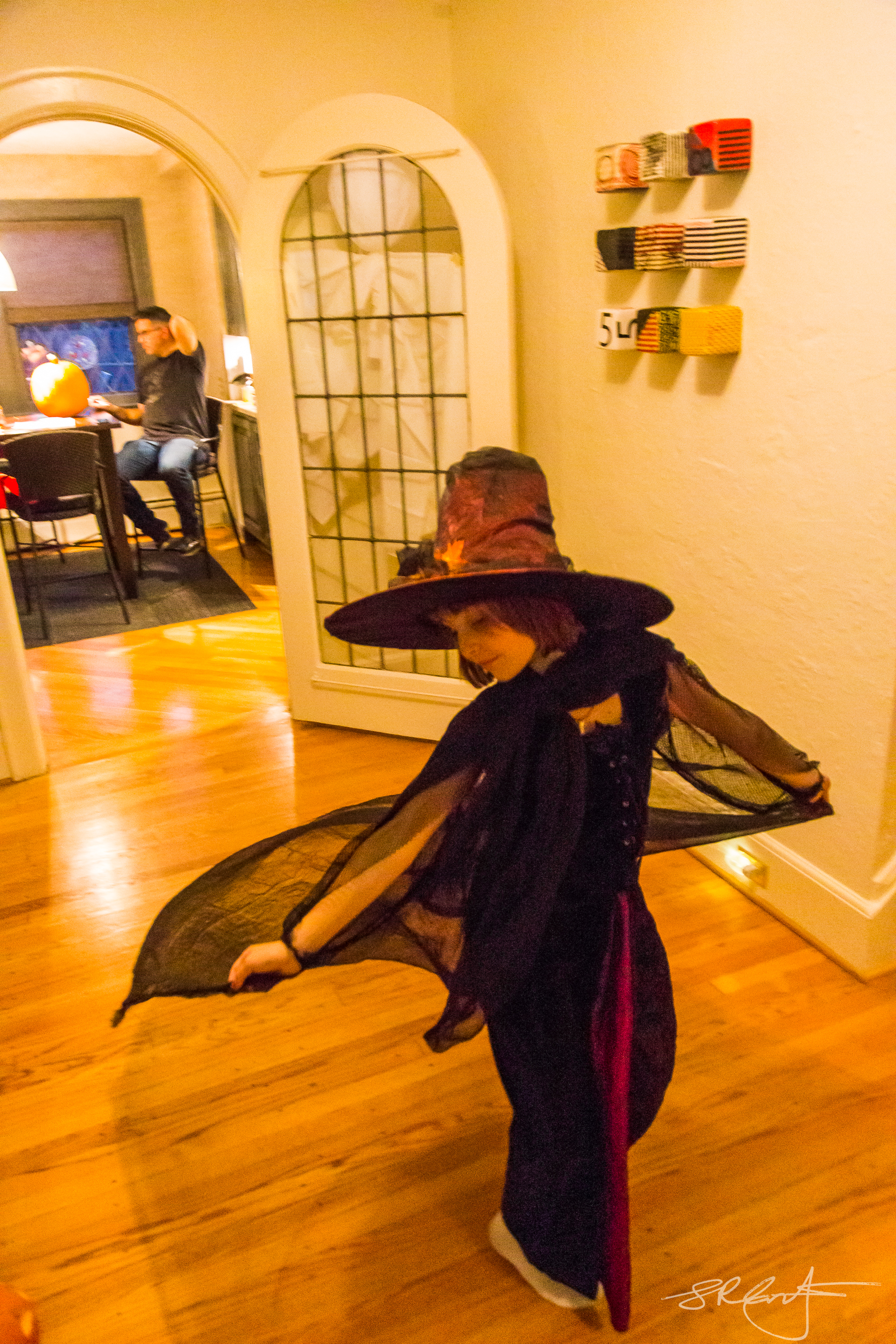 2017 10 29 Pumpkin Carving Witch Costume-1505.jpg