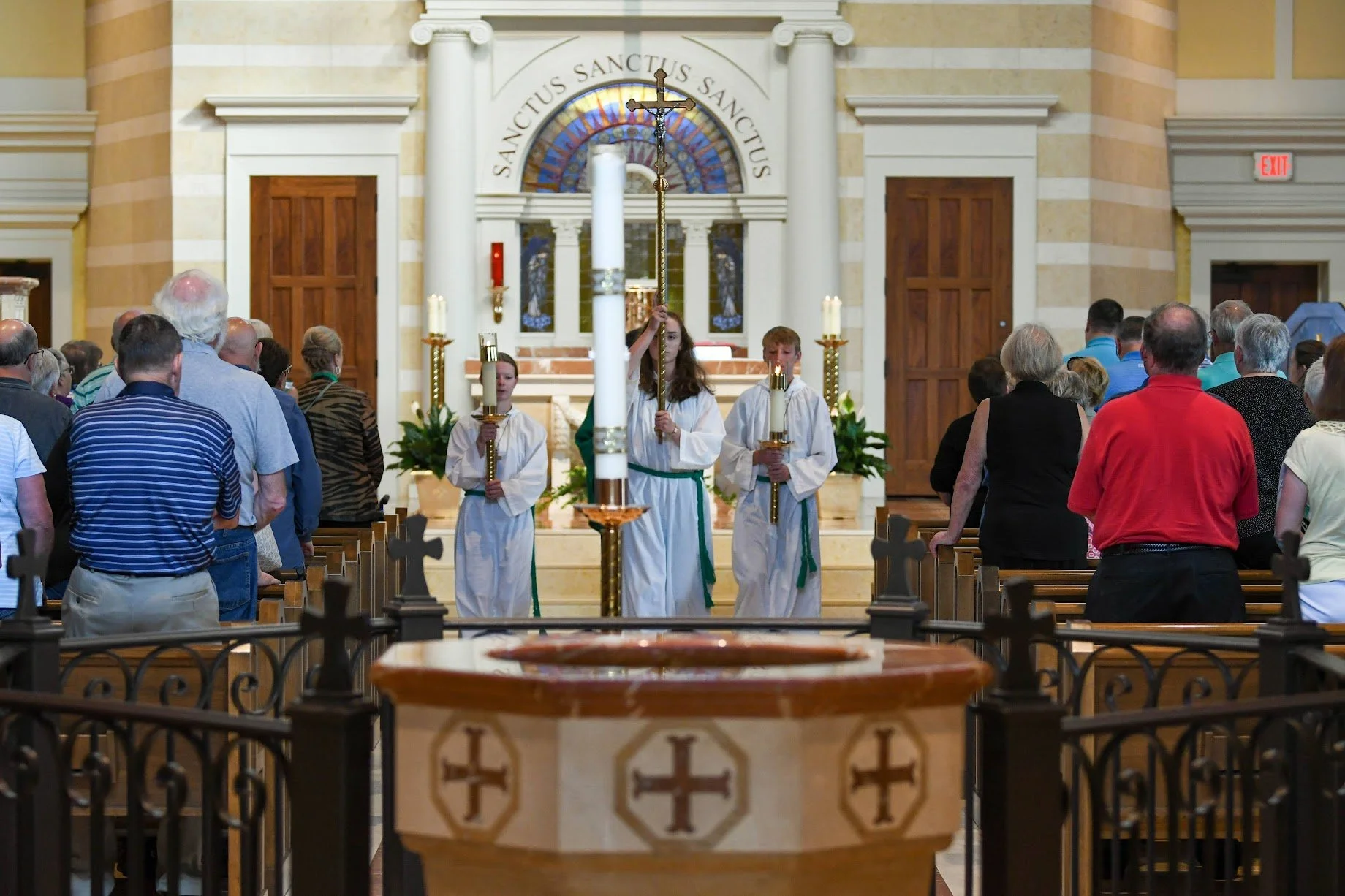altar-servers.jpeg
