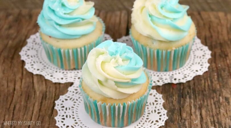 Almond-Vanilla-Cupcakes-Marshmallow-Frosting.jpg