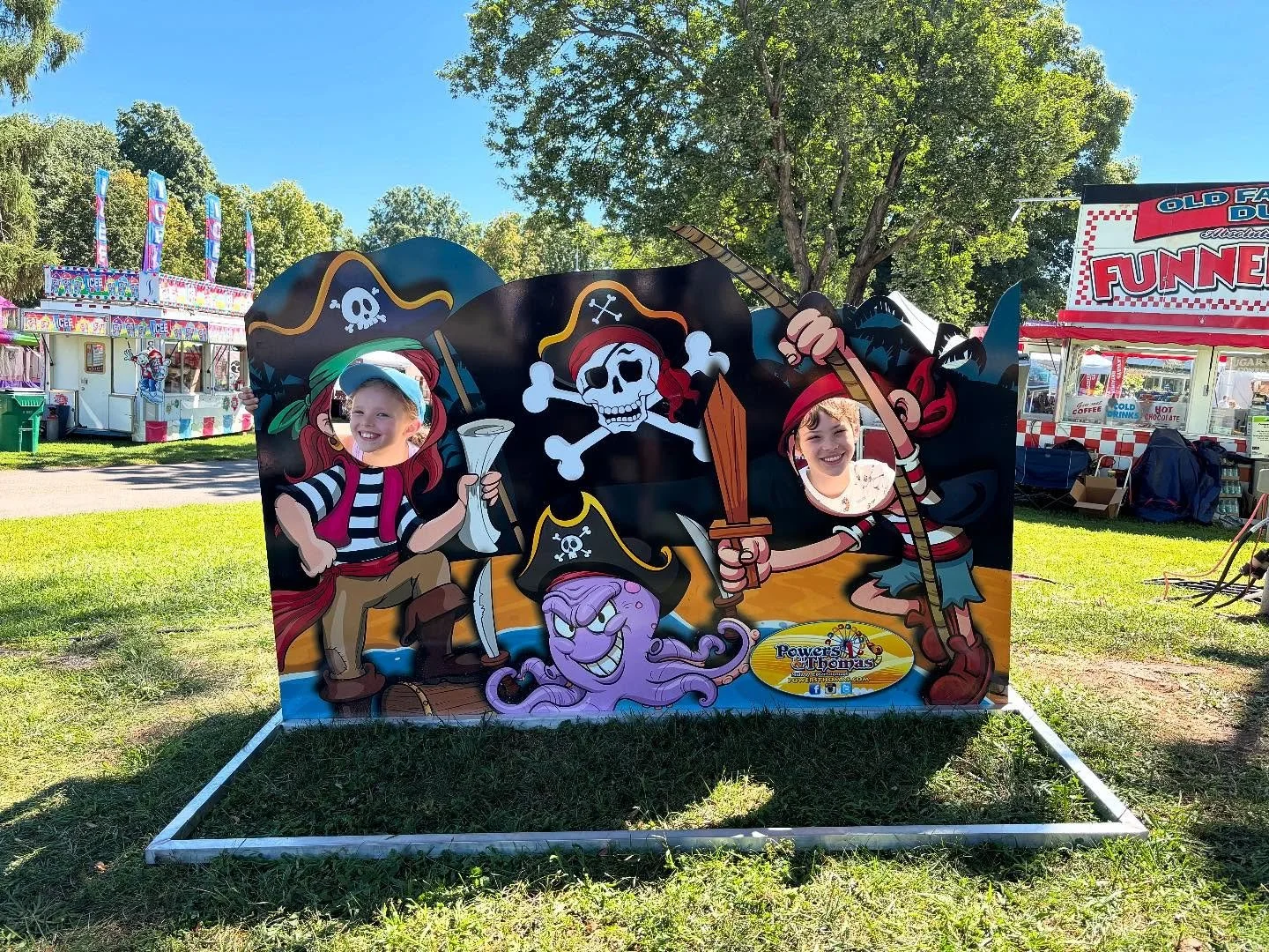 Had a blast at the @dutchesscountyfairgrounds yesterday! So much to do and eat and see! So fun to do it with friends.

#dcfbigredchair #dutchesscountyny #dutchesscountyfair #familyfunday