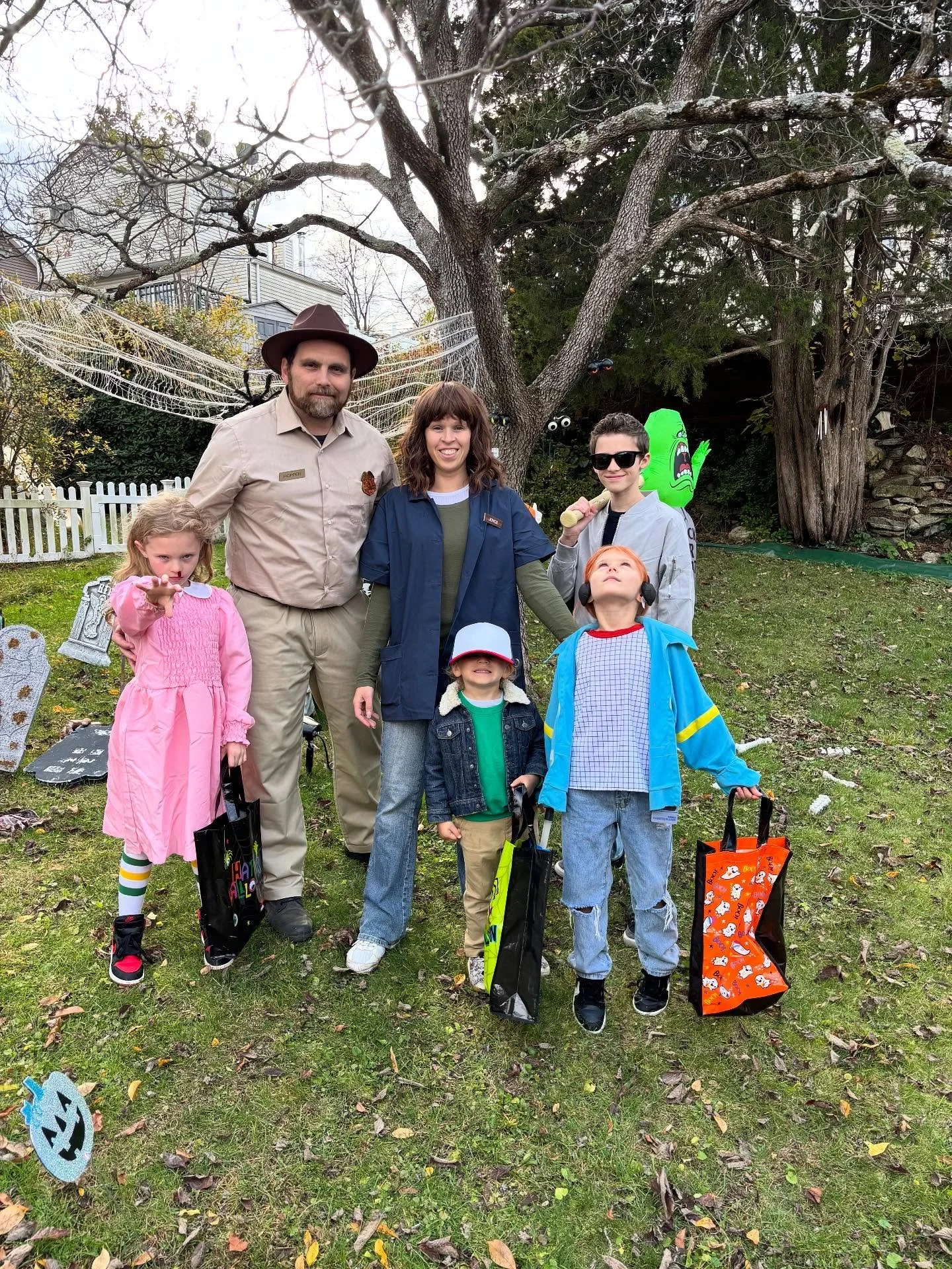 Happy Halloween from our Stranger Things crew!!

#happyhalloween #strangerthings #eleven #max #steveharrington #hopper #joyce #dustin @milliebobbybrown @gatenmatarazzo @djotime @dkharbour @winonaryderofficial @sadiesink_