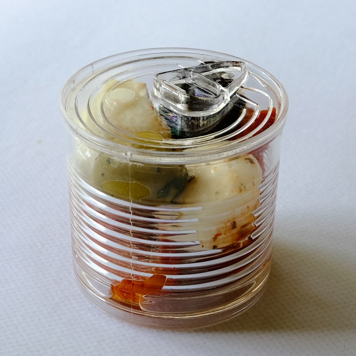 clear-can-party-tableware-061117-1.jpg