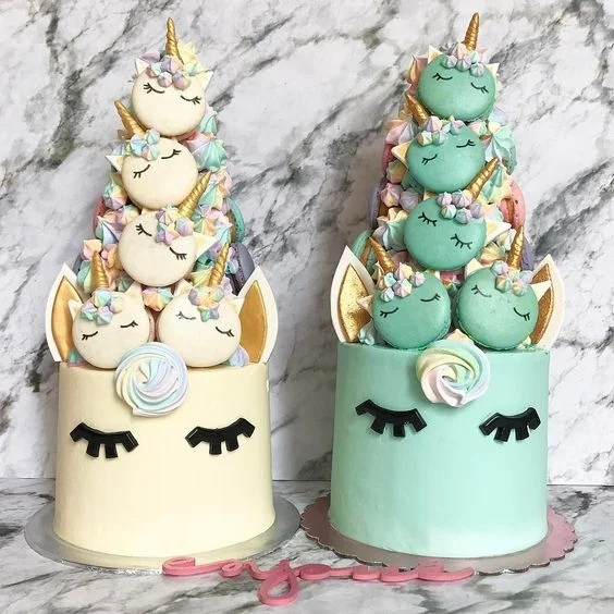Unicorn Cake and Macaron Topping