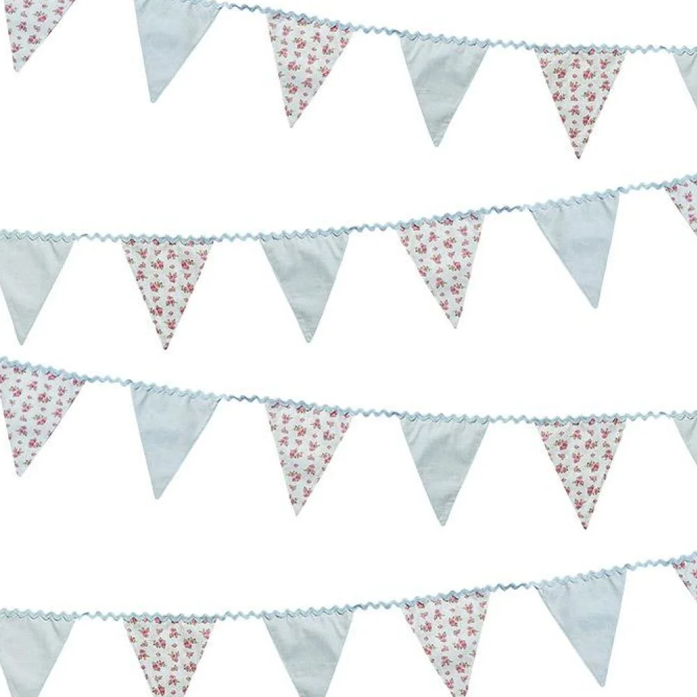 floral-fabric-bunting-120618-1.jpg