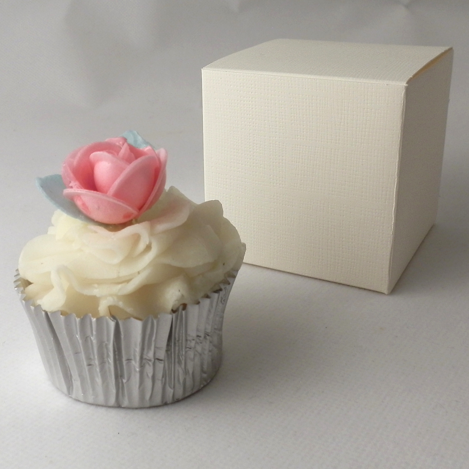 Square Individual Cupcake boxes: Ivory: 80mm