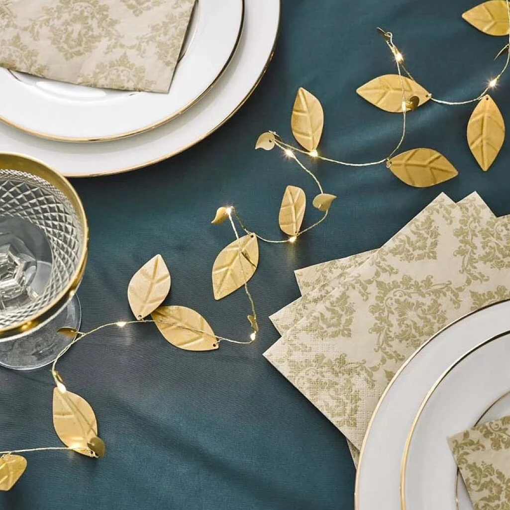 gold-leaves-fairy-lights.jpg