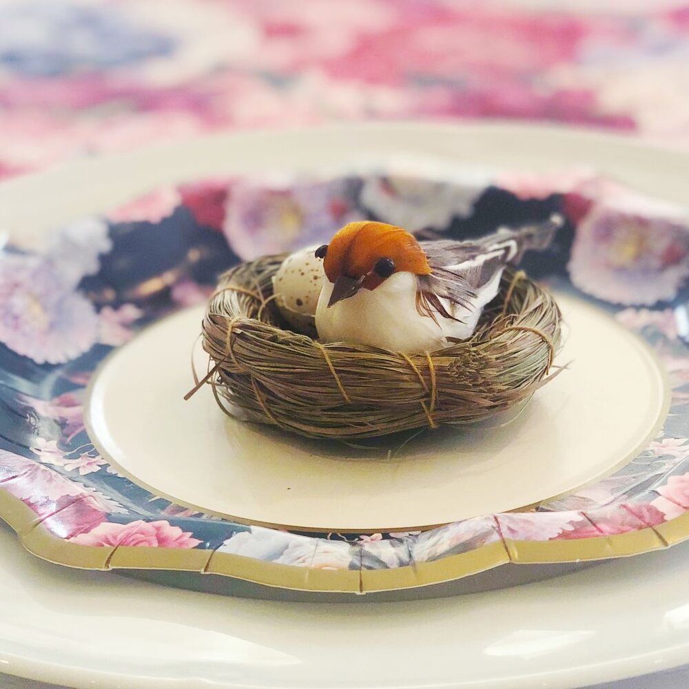 Birds and Nests Easter Table Decorations: Pack of 2