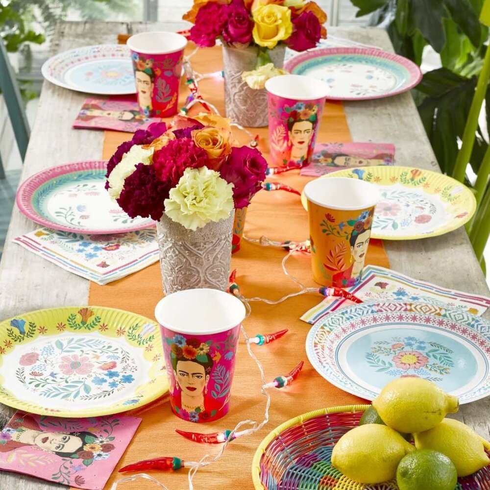 Fiesta Garden Party Tablescape Decorations Pack