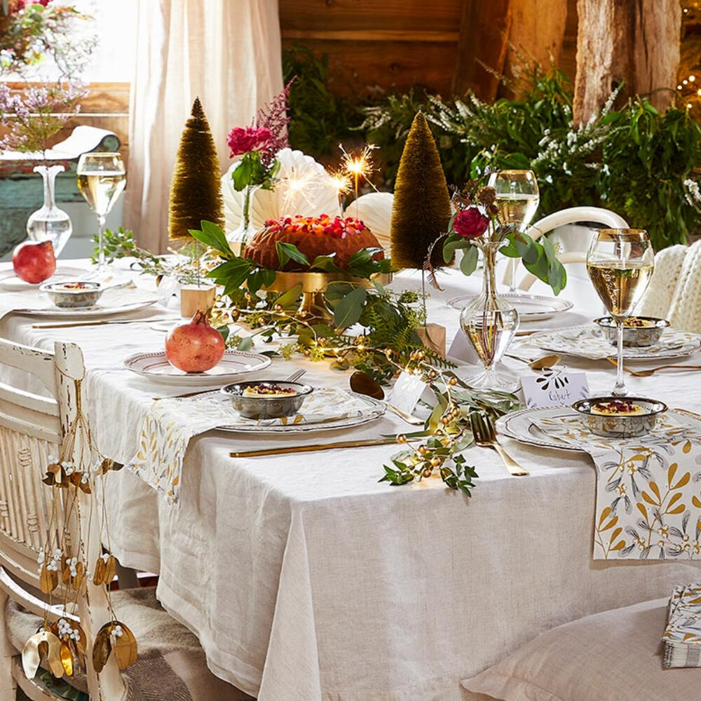 Luxury Mistletoe Christmas Tablescape Decorations Pack