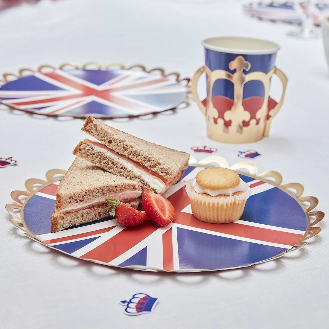 Paper napkins for Coronation parties