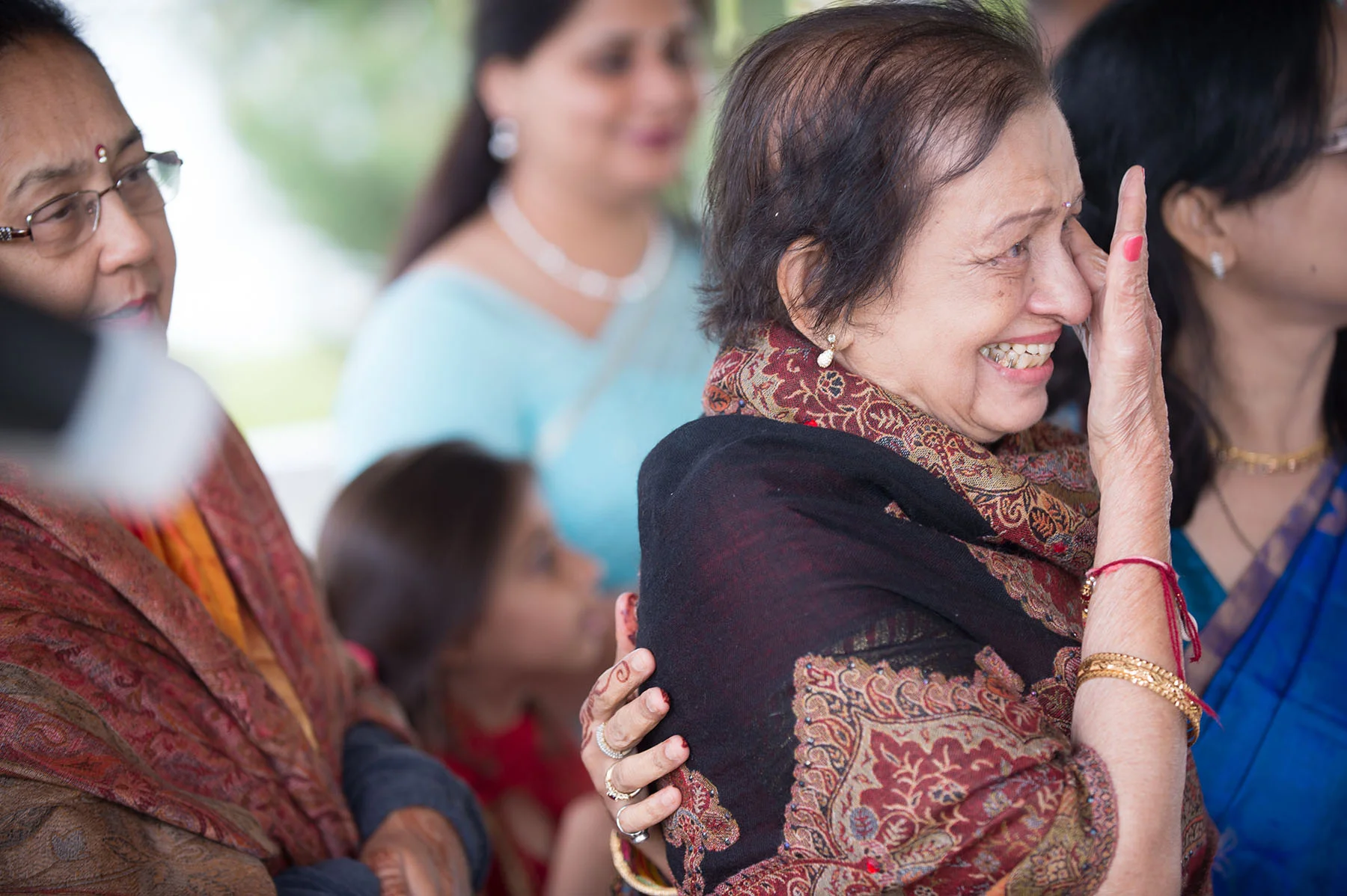 emotional indian wedding photos
