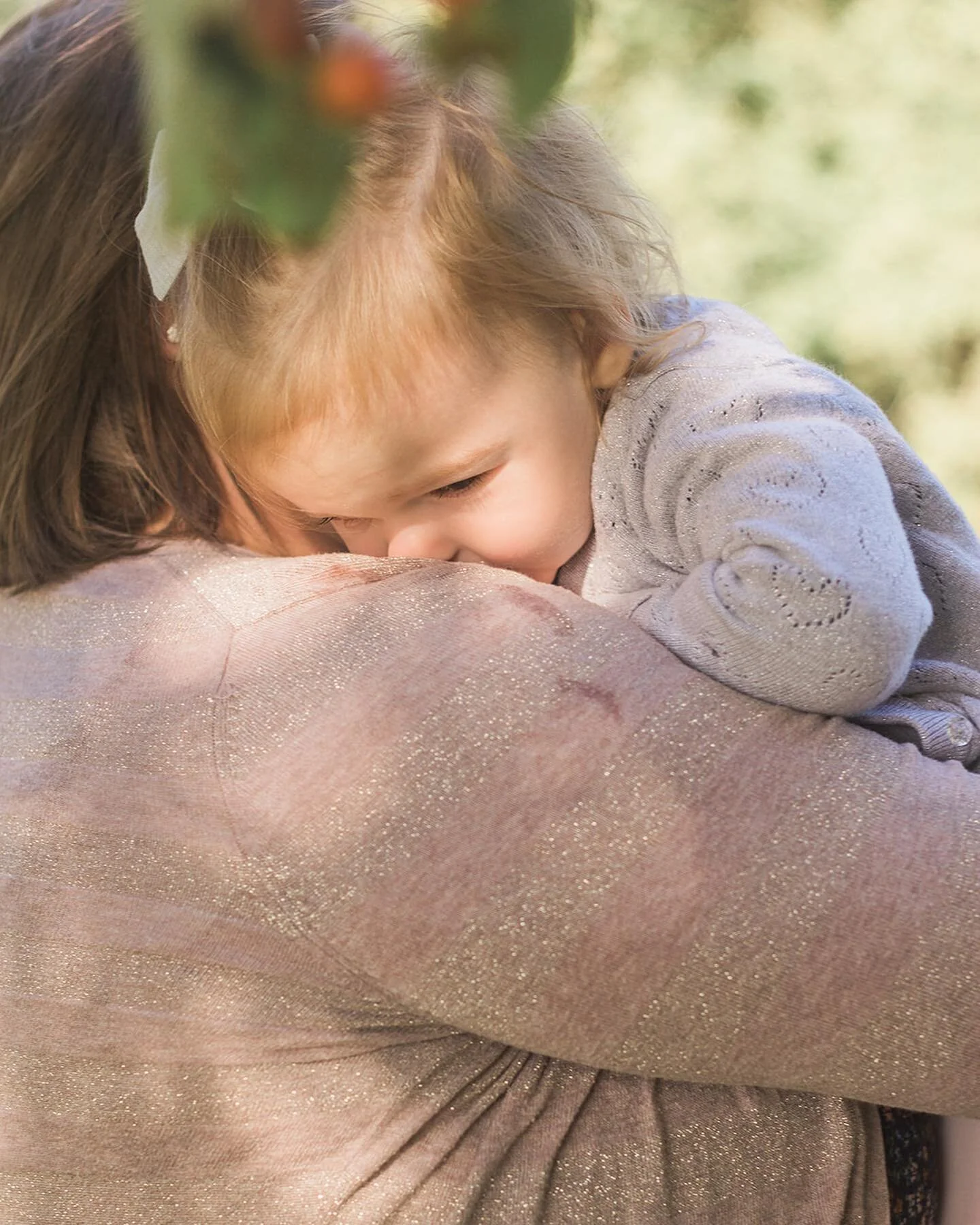 Something about those morning snuggles and sunshine ✨😍
.
.
.
#omahaphotographer #omahaphotography #omahafamilyphotographer #omahafamilyphotography #familyphotography