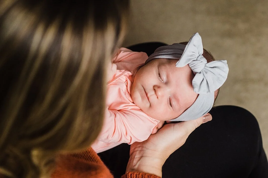 I am just obsessed with all the photos from this newborn session! It was a struggle to narrow them down 😅 but I mean look how precious! 
.
.
.
#omahaphotographer #omahaphotography #omahanewbornphotographer #omahanewbornphotography