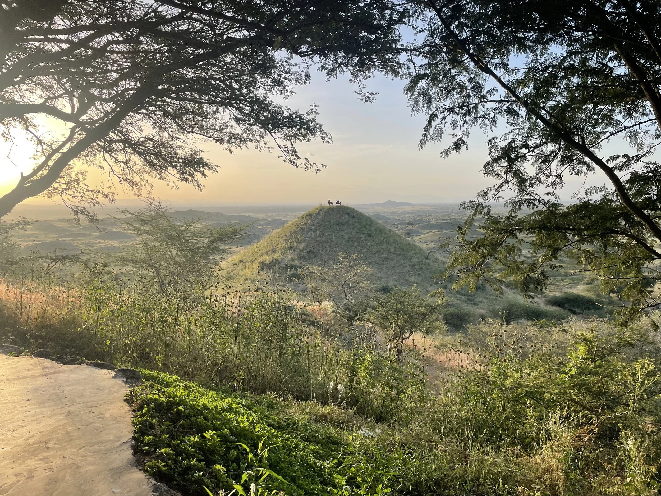 maasai lodge scenery_ash_meanderingtheglobe.jpeg