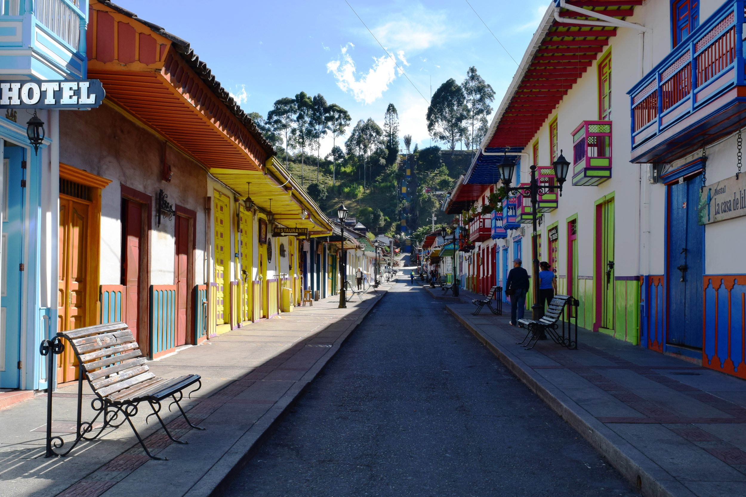salento-via-pixabay.com-en-salento-quindío-people-colombia-996461.jpg