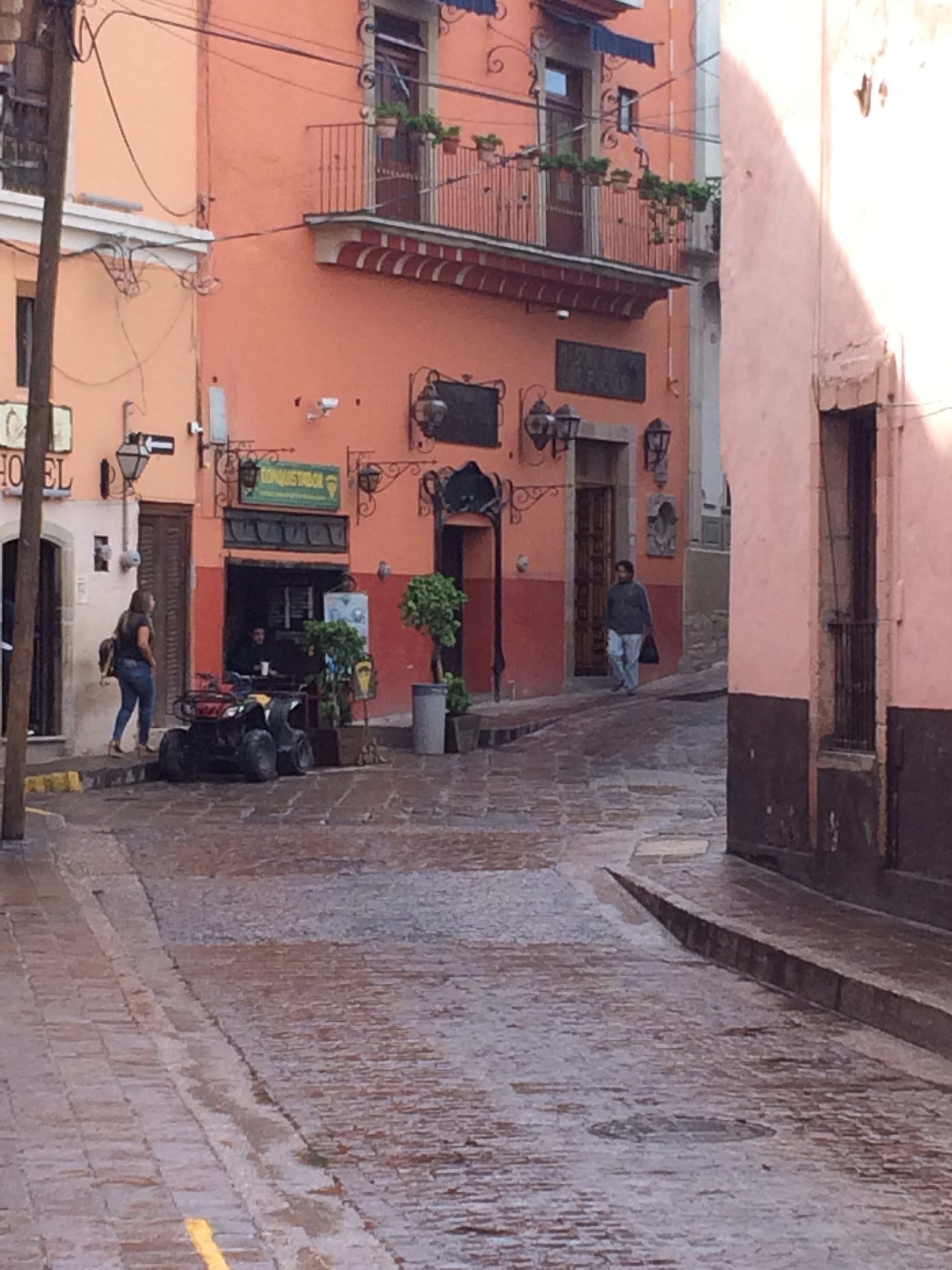 cobblestones guanajuato.jpg