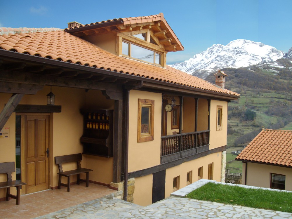 spanish steps hotel 2.jpg