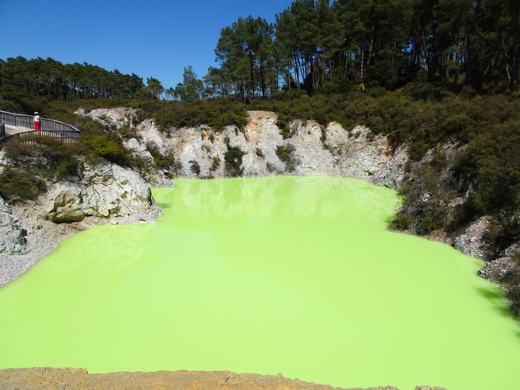 geothermal pool.jpg