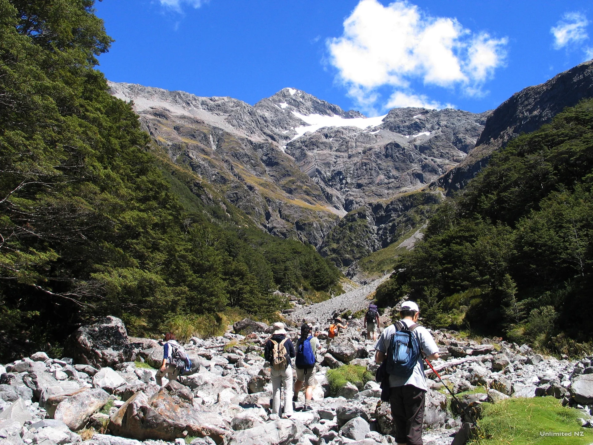 New Zealand Hiking &amp; Adventure