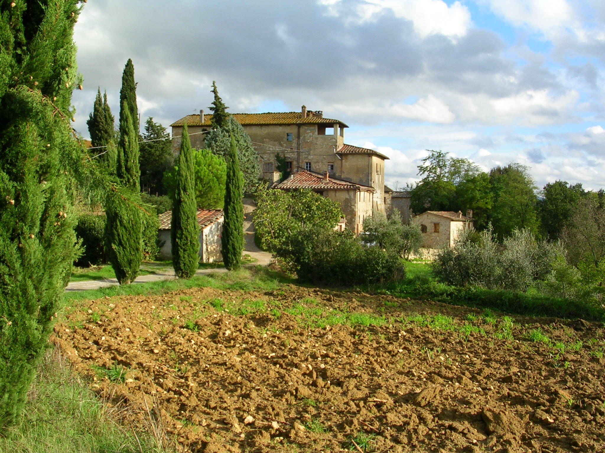 Montegabbro,_Colle_di_Val_d'Elsa.jpg