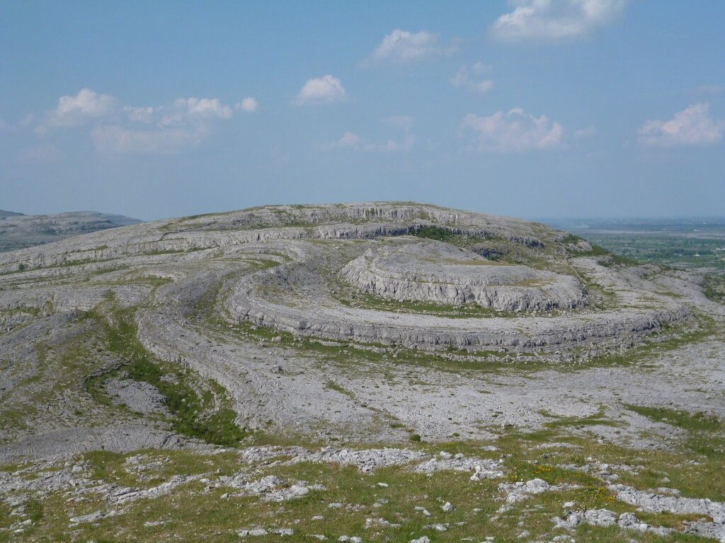 Slieve Roe from Mullachmor in the Burren National Park.jpg