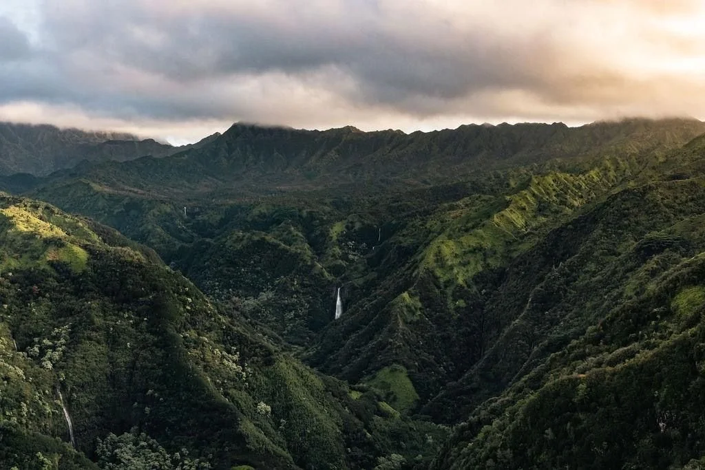 Books for the Road: Hawai‘i