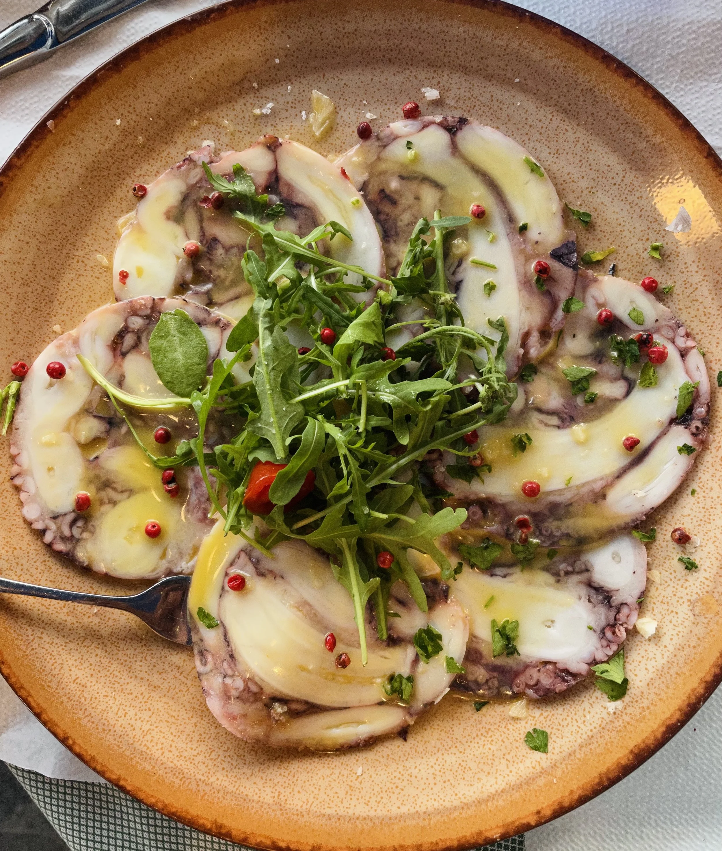 The Best Traditional Dishes to Try in Greece