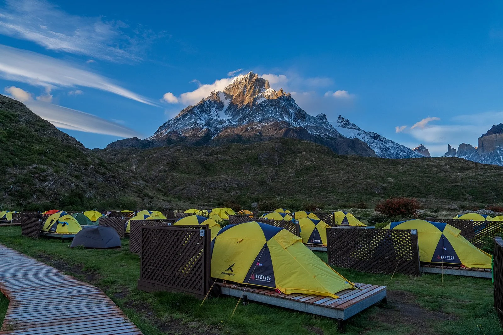 WTrekday4_Patagonia_HarrisDro-5.jpg