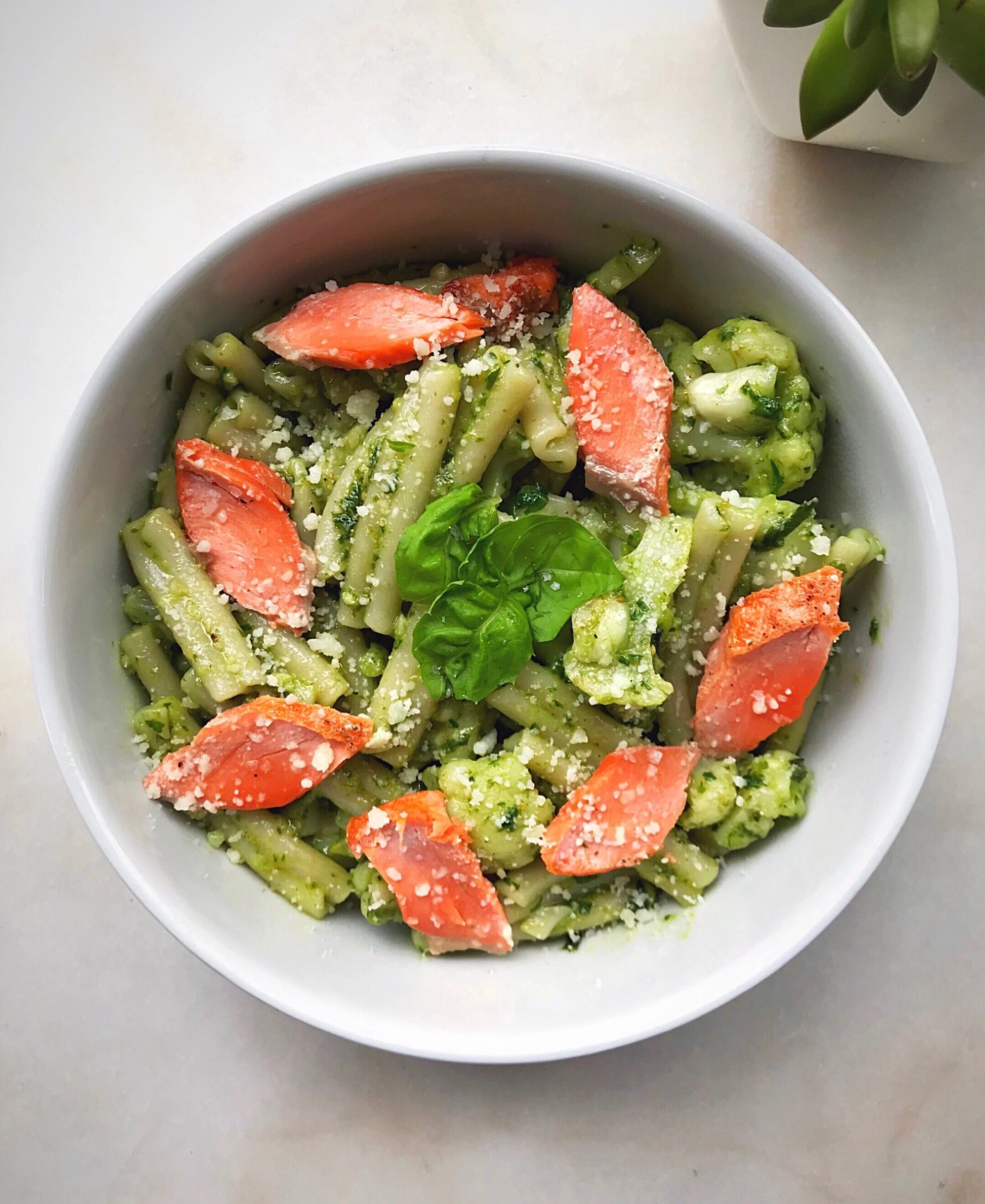 Healthy 20 Minute Pesto Pasta
