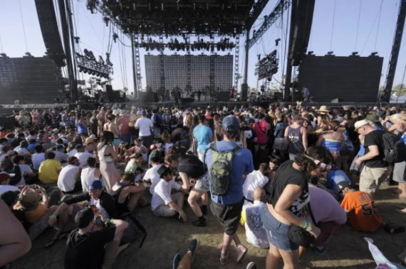 coachella+stage+2013.jpg