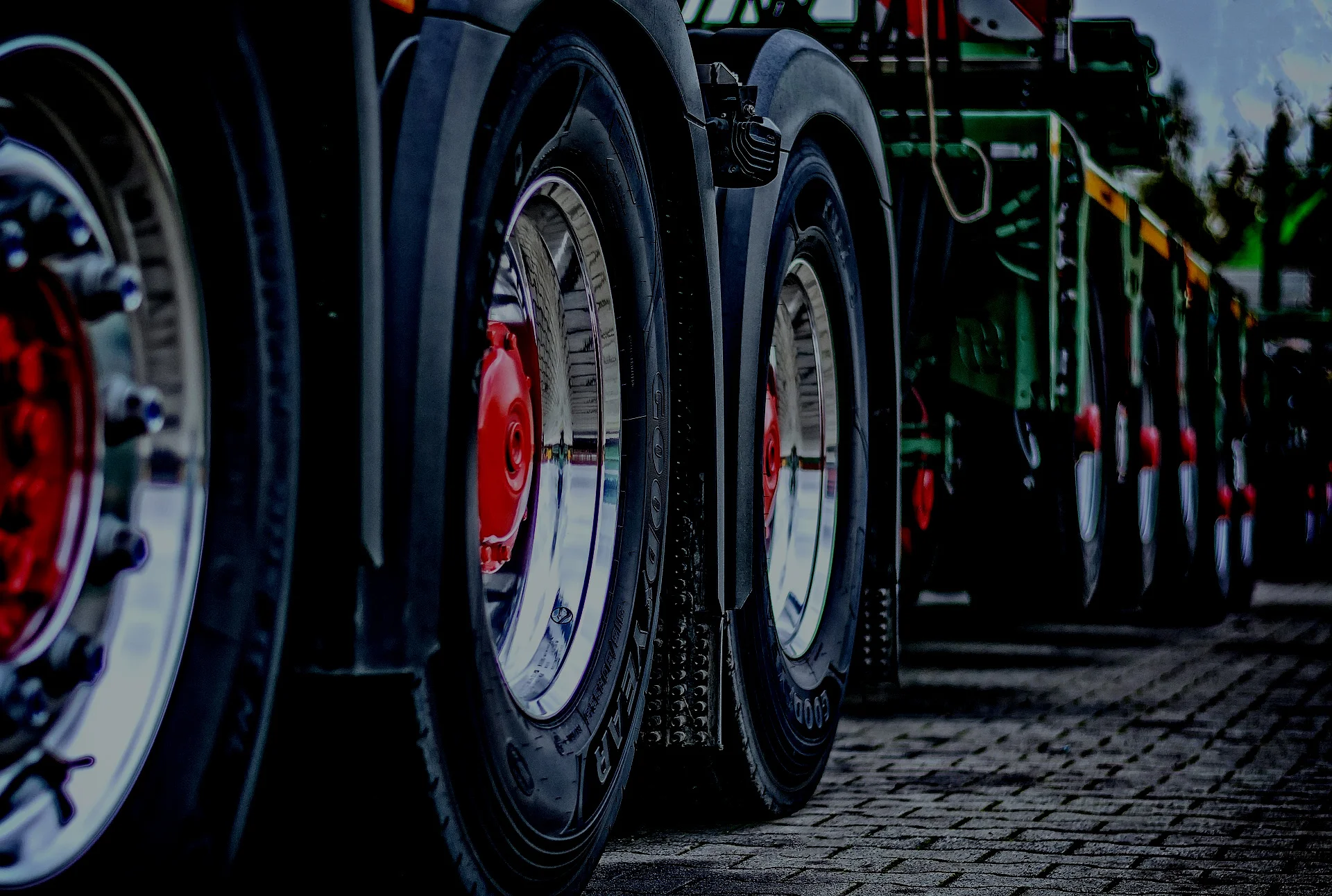 truck-2920533_1920.jpg