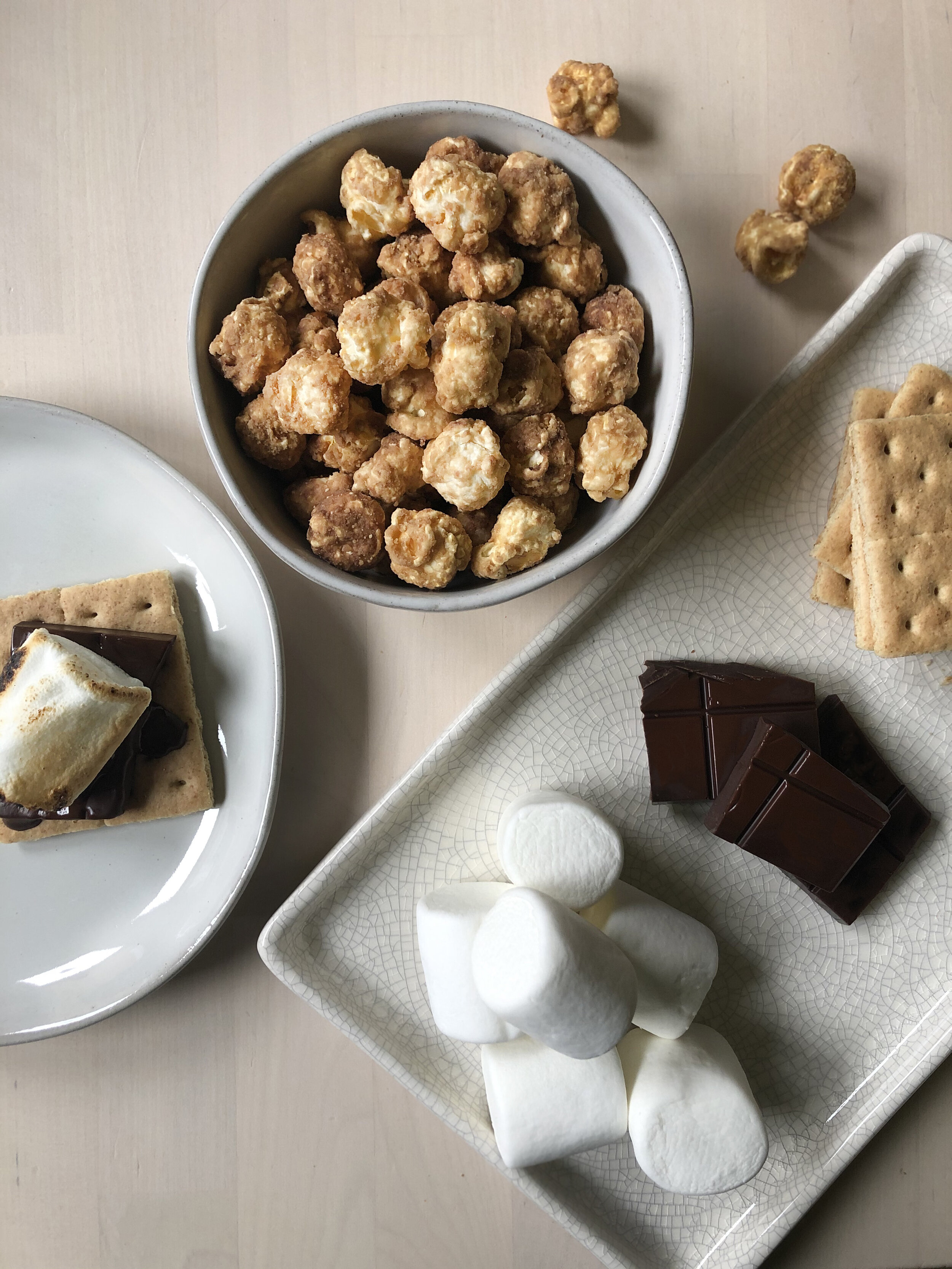 Smores_table_ingredients_1.jpg