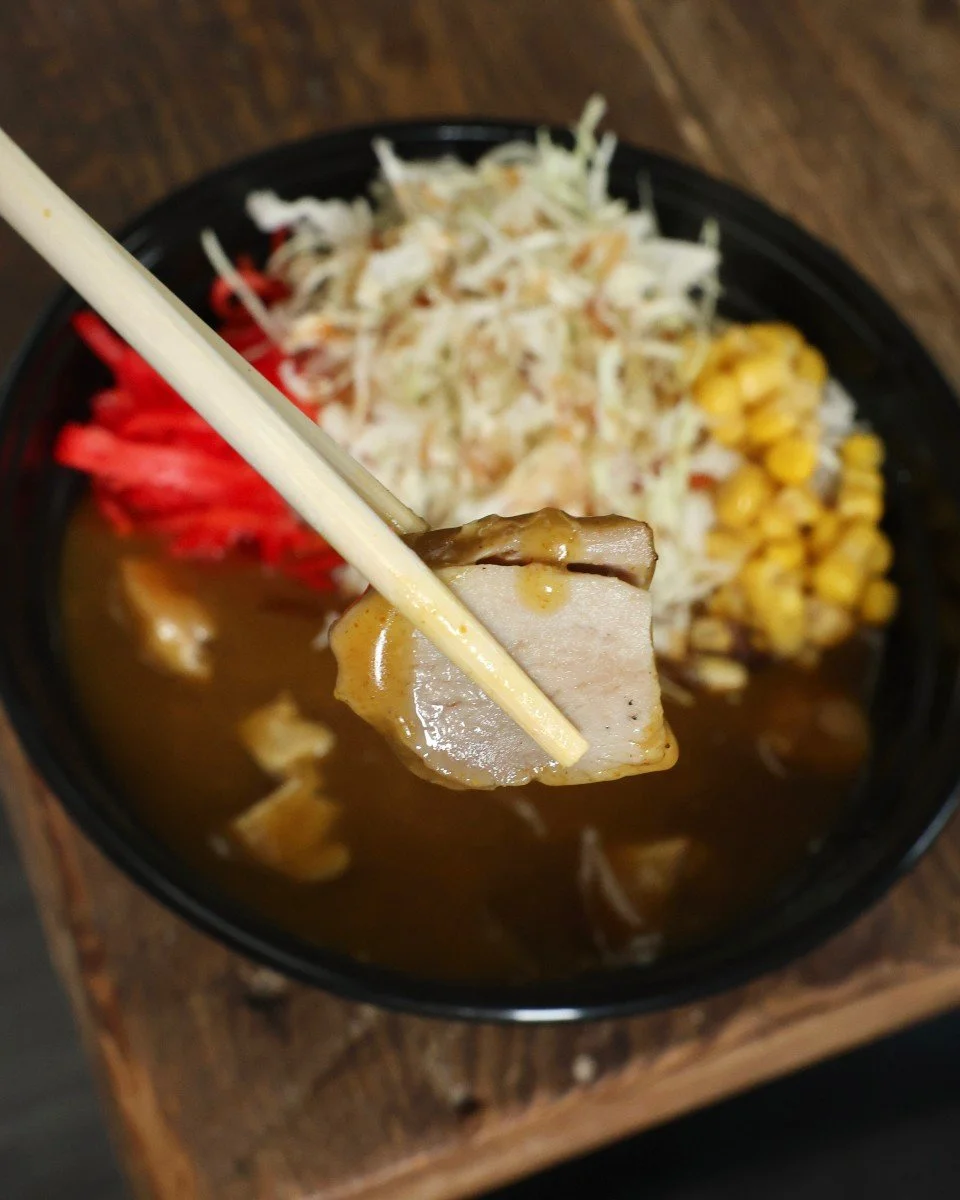 Japanese Curry Chicken Rice 🍛 When comfort food calls, we answer with curry. 💛 Medium-spicy house-made curry over fluffy rice, topped with soy-glazed chicken thigh, cabbage, sweet corn, pickled ginger, and a drizzle of teriyaki. Curry up and grab a