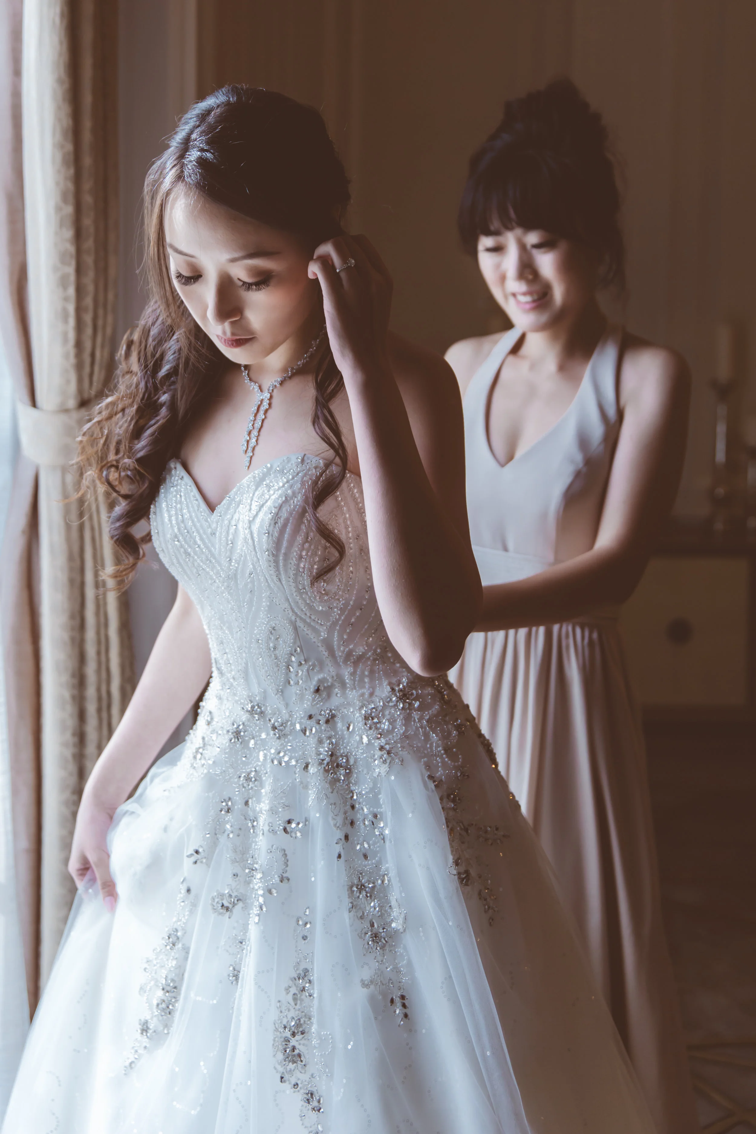 Desmond &amp; Kay W day sneak peek |  Rosewood Hotel Georgia 