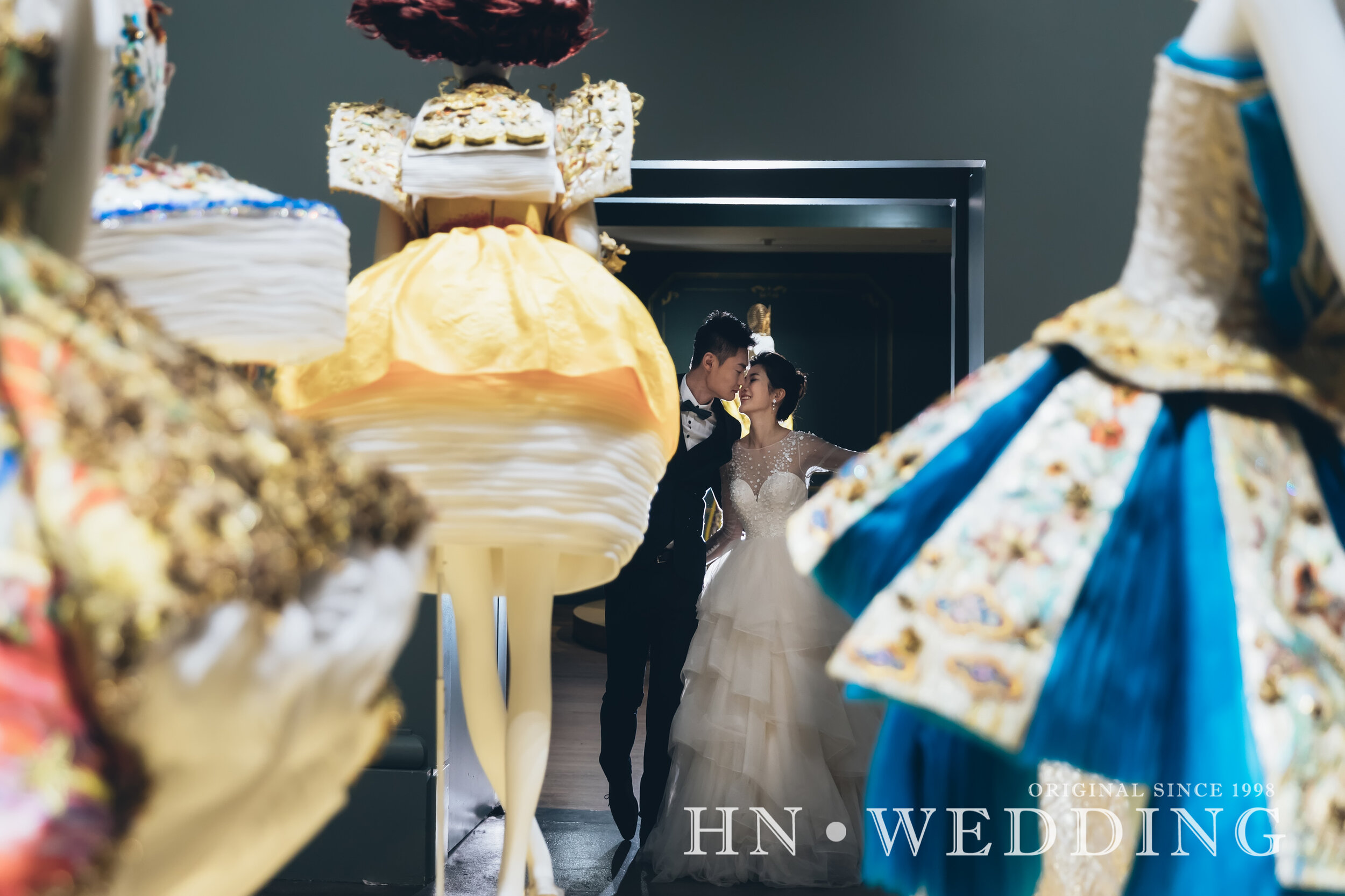 hnweddingpreweddingwinter-54.jpg