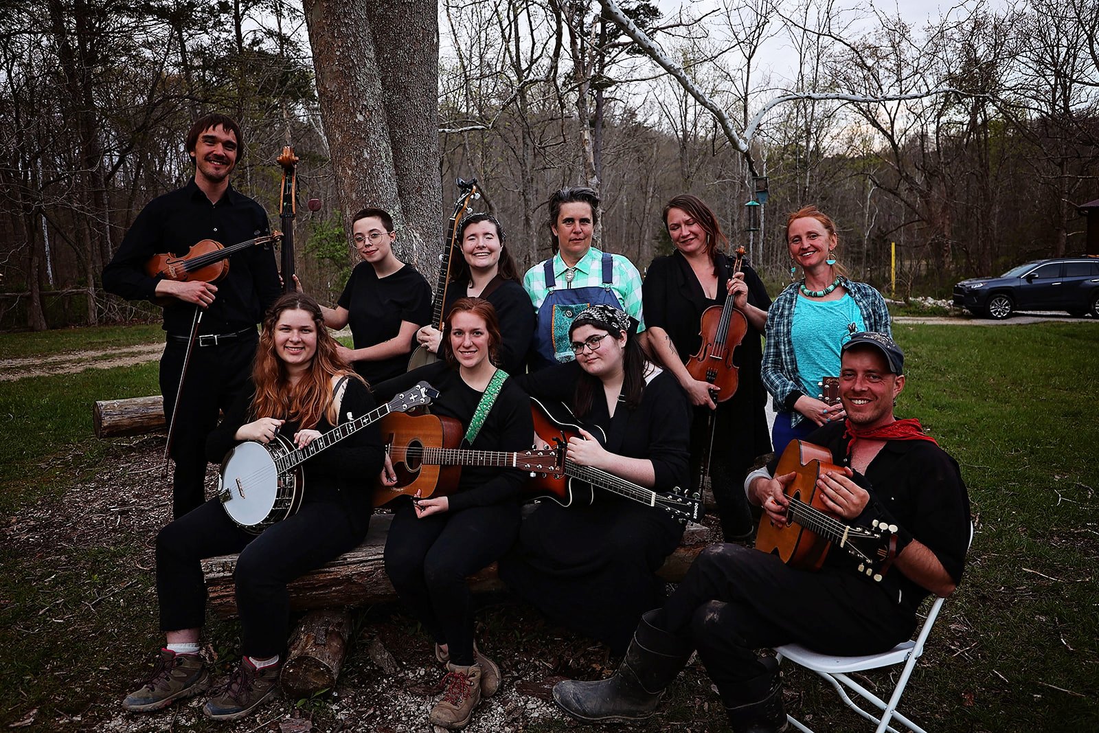  Singers &amp; musicians of Ezell: Ballad of a Land Man. Nicole Garneau, Faye Adams-Eaton, Anna Herrod, Cory Shenk, Sam Gleaves, and the Berea College Bluegrass Band, Berea College Forestry Center, March 2022. Photo: Erica Chambers.      