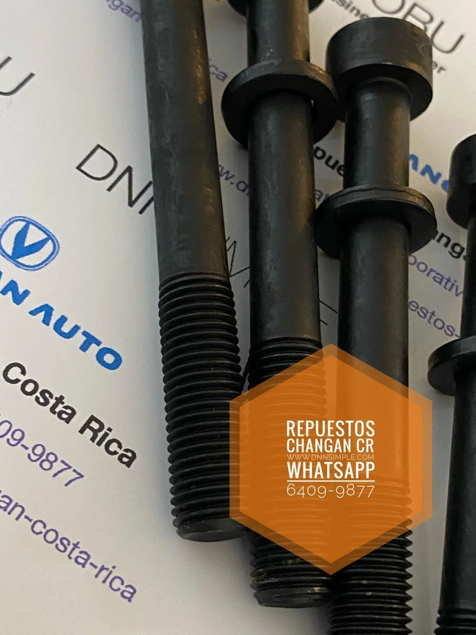 05 Tornillos cabezote Changan Benni.jpeg