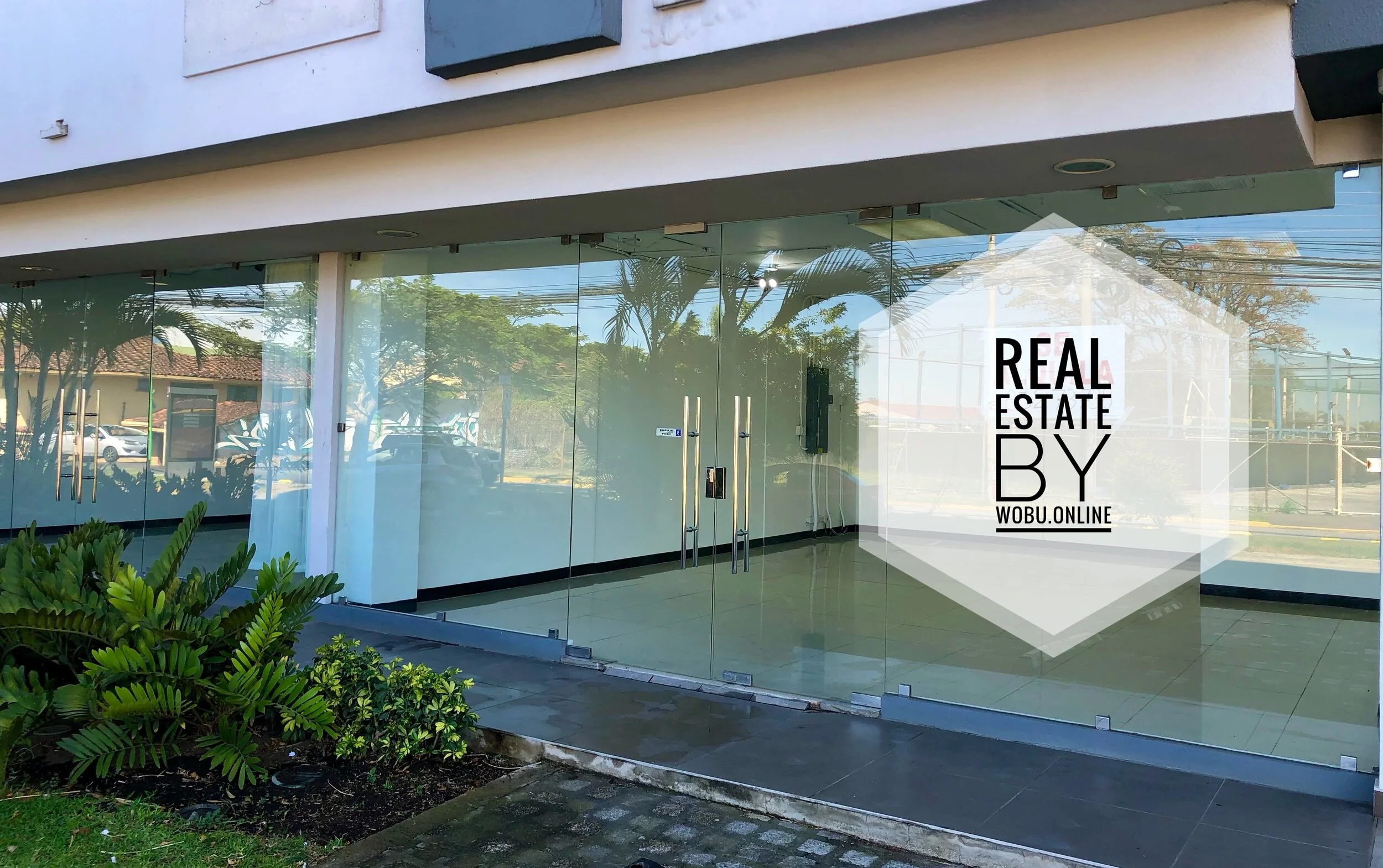 Local Comercial.  Latitud Dent, Barrio Dent, San Pedro, Montes de Oca, San José