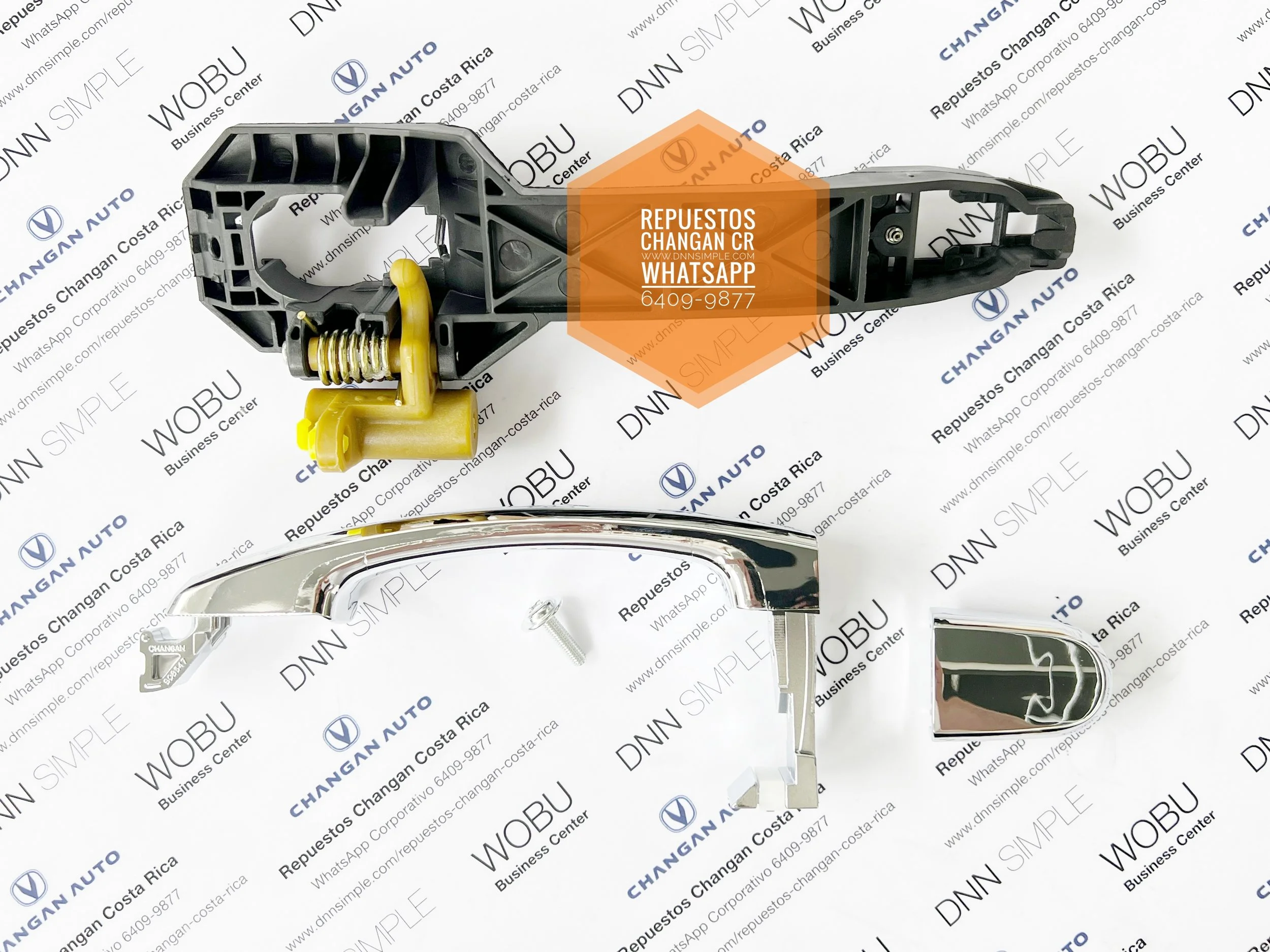 03 Manilla puerta Changan CS35.JPG