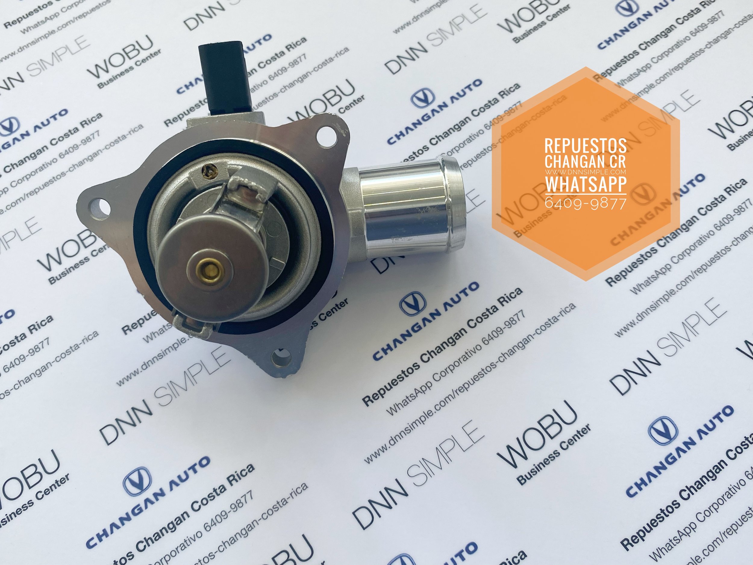 Termostato ¨eléctrico¨, Sensor Temperatura y codo de sistema de enfriamiento metálico. Changan CS35 1.6cc.  (Disponible para entrega inmediata).