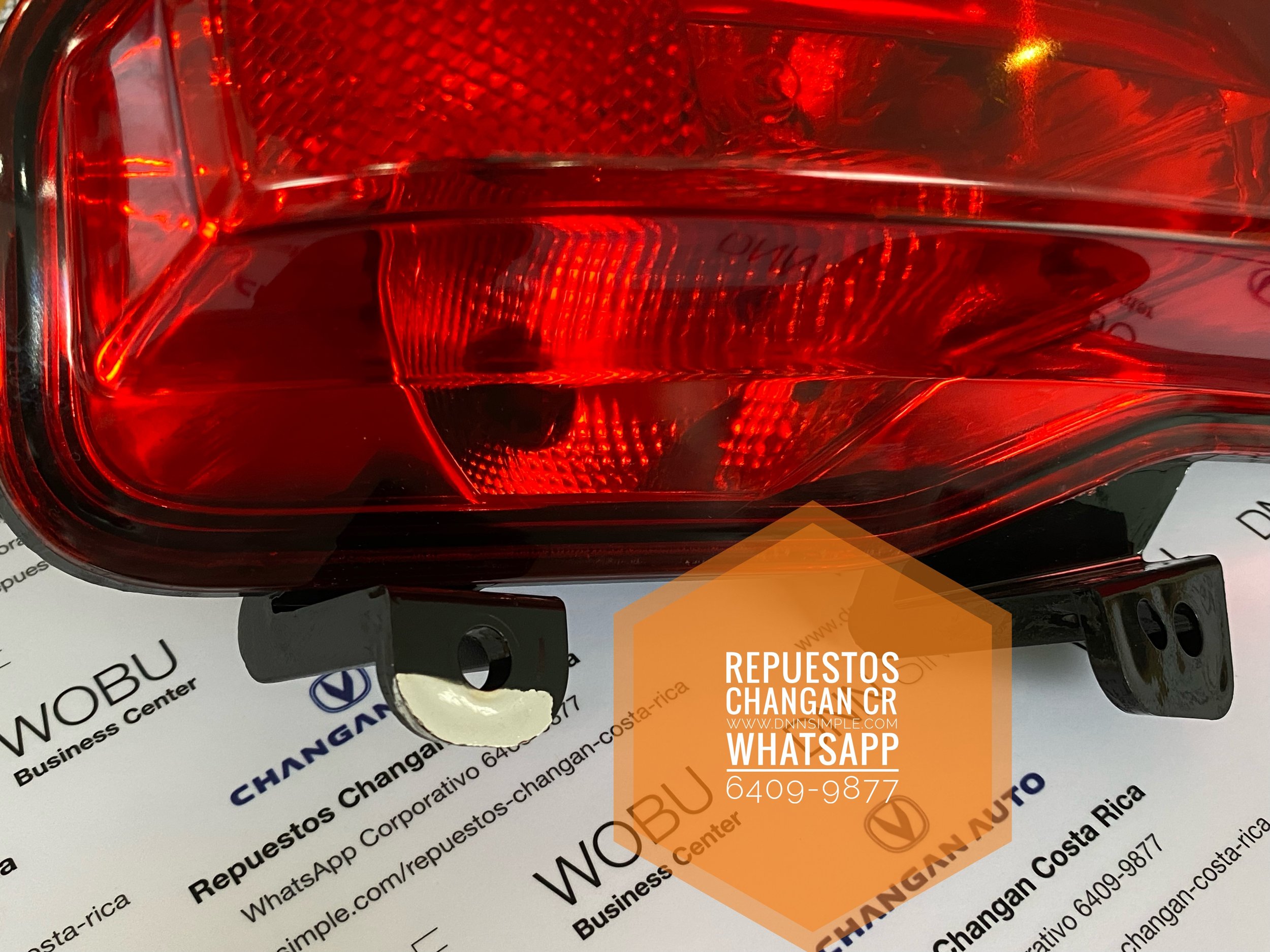 03 Stop foco trasero auxiliar bumper Changan CS 35.JPG