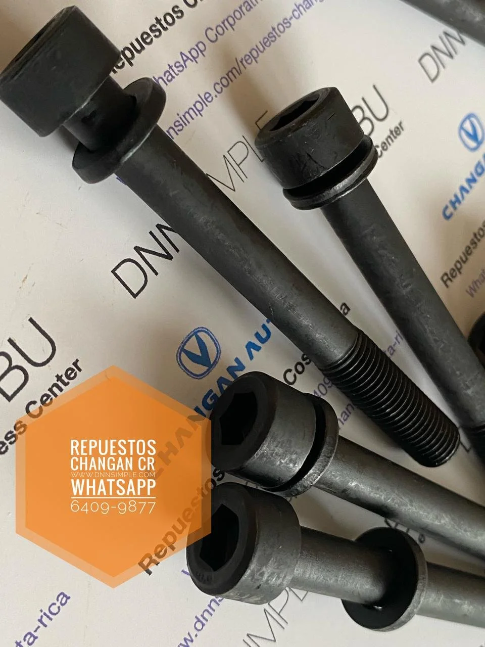 03 Tornillos cabezote Changan Benni.jpeg