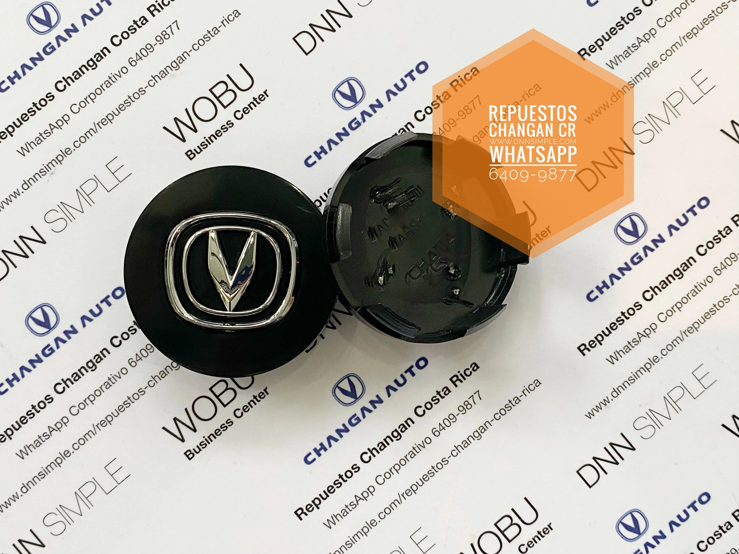 42 Copa centro aro Negro Logo Cromo 63 Hunter.JPG