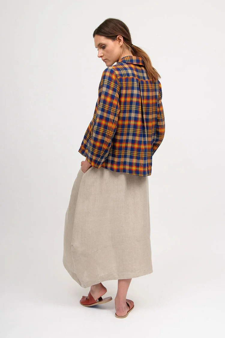 EKA_Fennel_Skirt_Natural_Dune_Shirt_3.jpg