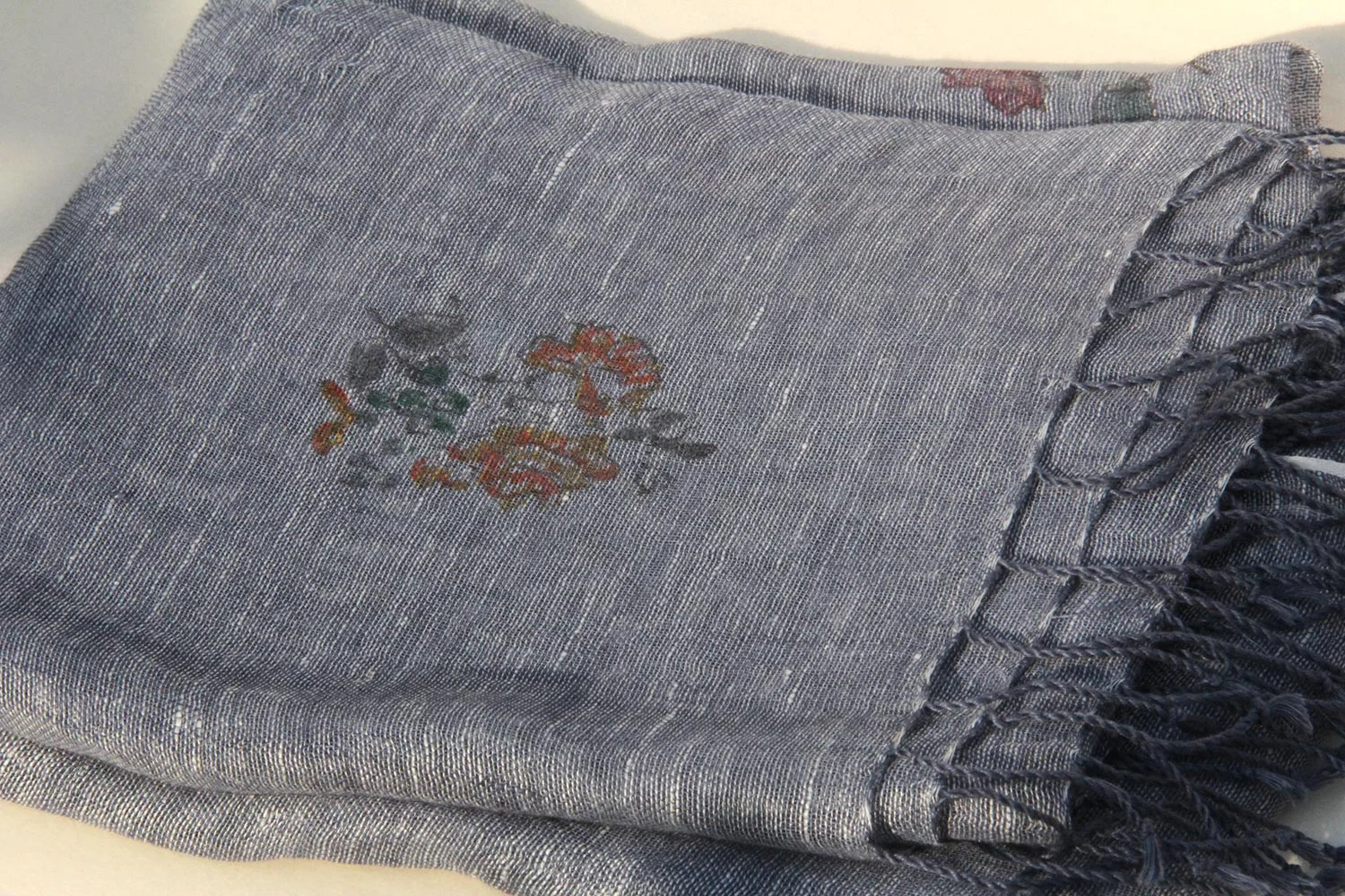 EKA_LINEN_SCARF_BLUE_2.jpg