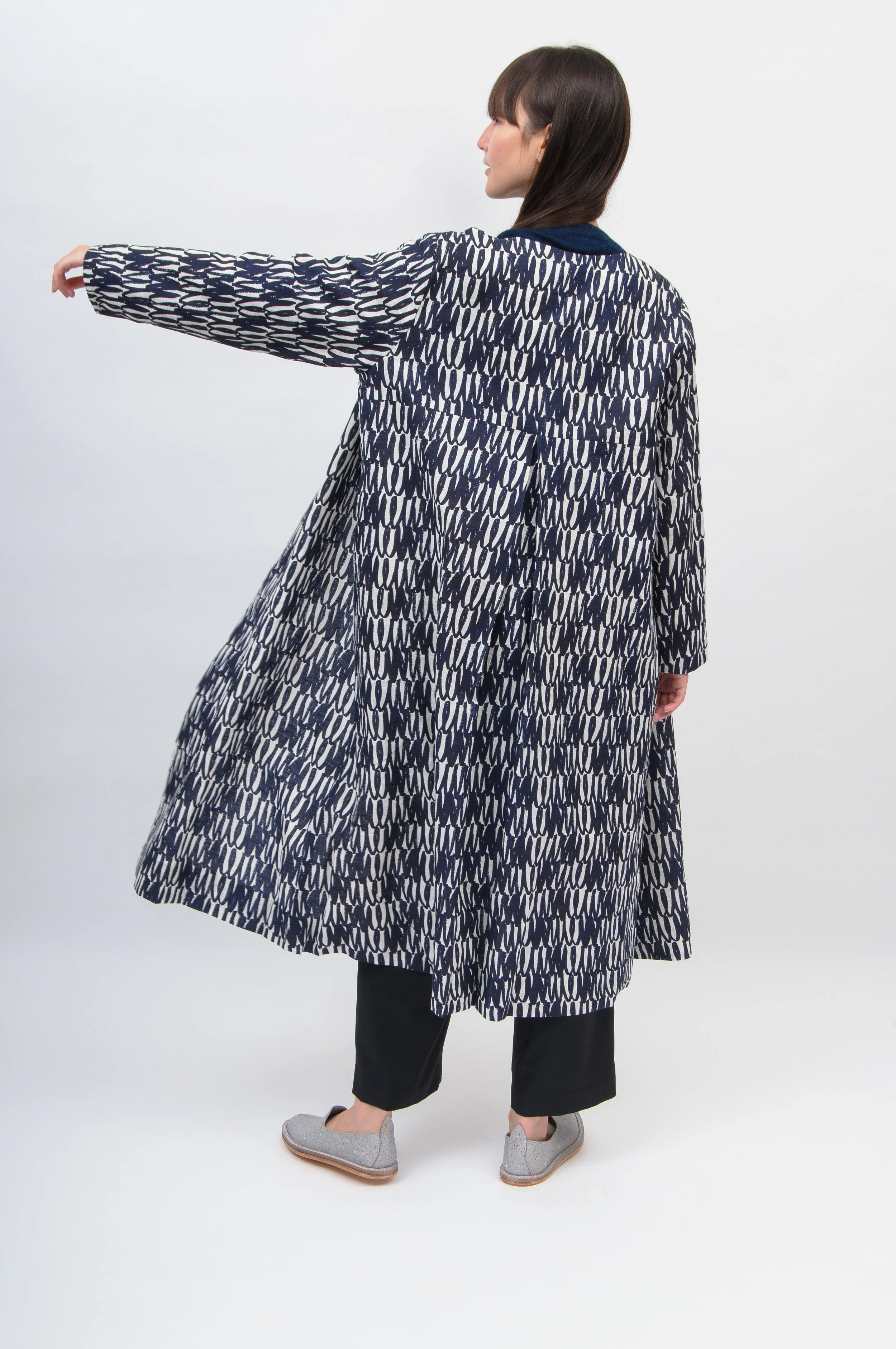 RB_LONG_PRINT_JACKET_4.jpeg