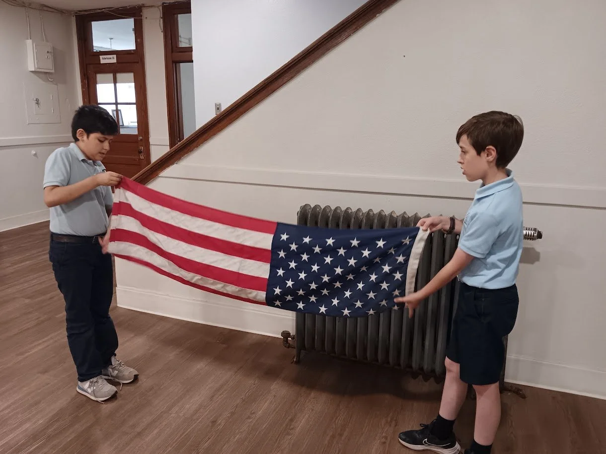 flag folding.jpg
